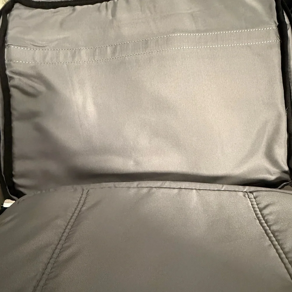 Wenger Legacy notebook carrying case Black and Gray Laptop Bag new no tags